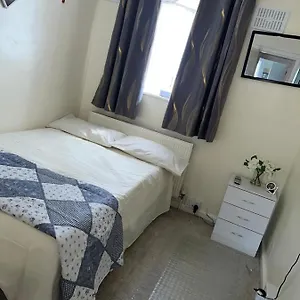  Homestay Single With Smart Tv